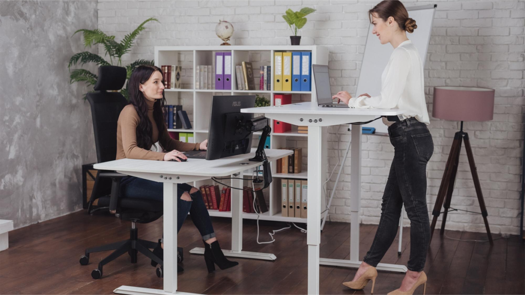 Jakie powinny być wymiary biurka elektrycznego do pracy?